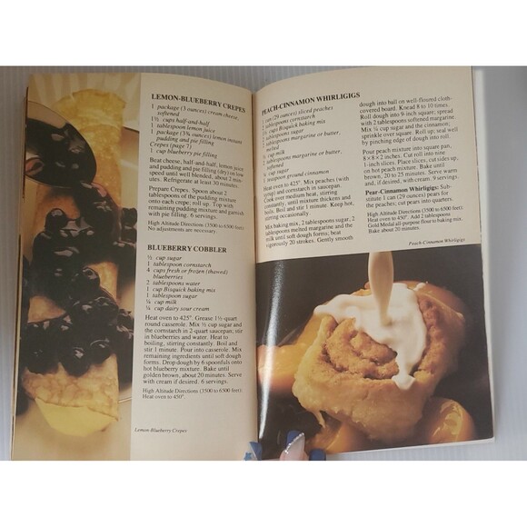 Betty Crocker's 50th ANNIVERSARY Creative Recipes Bisquick Cookbook 2pc Lot 1980 - Picture 13 of 14